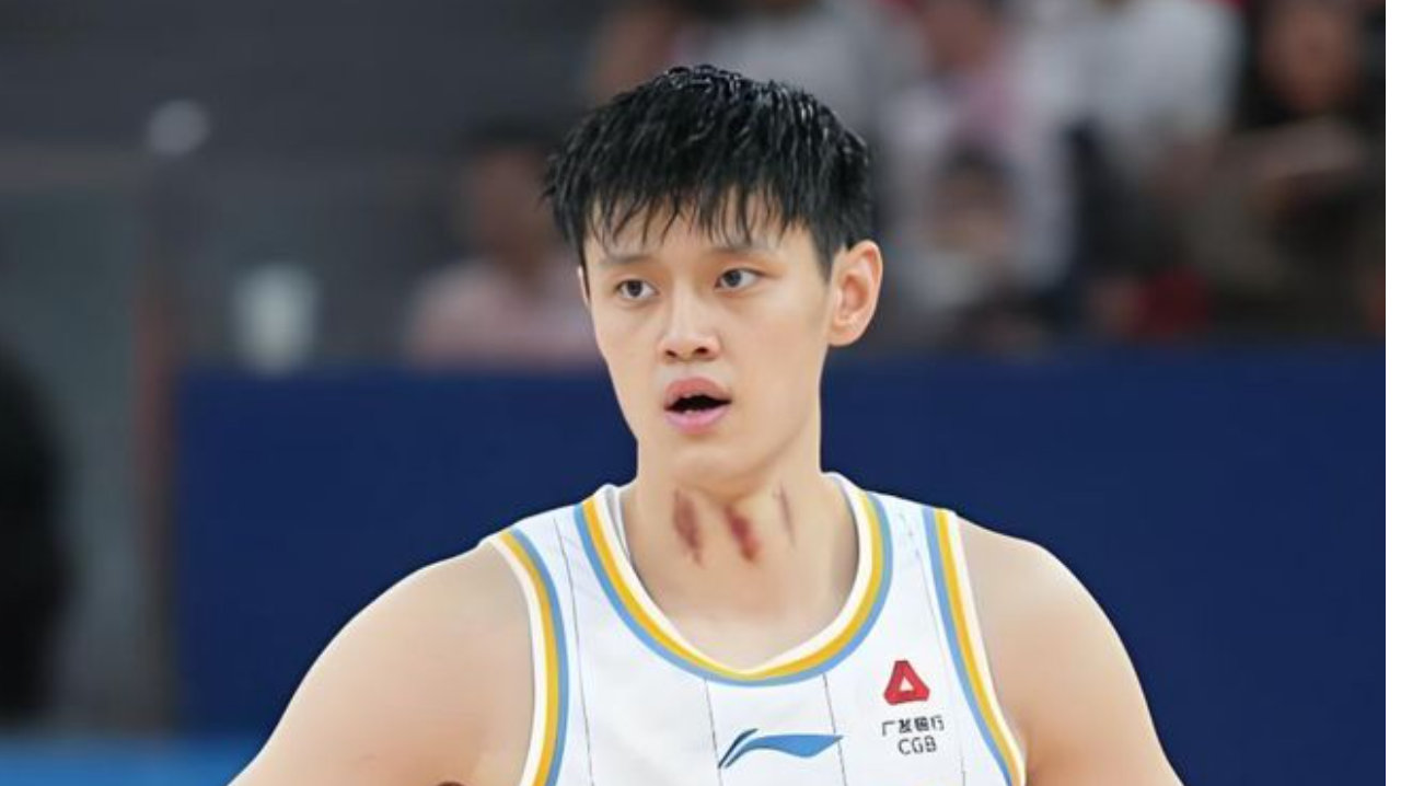 分道扬镳？北京记者：首钢别惦记曾凡博了，还是快点换外援吧