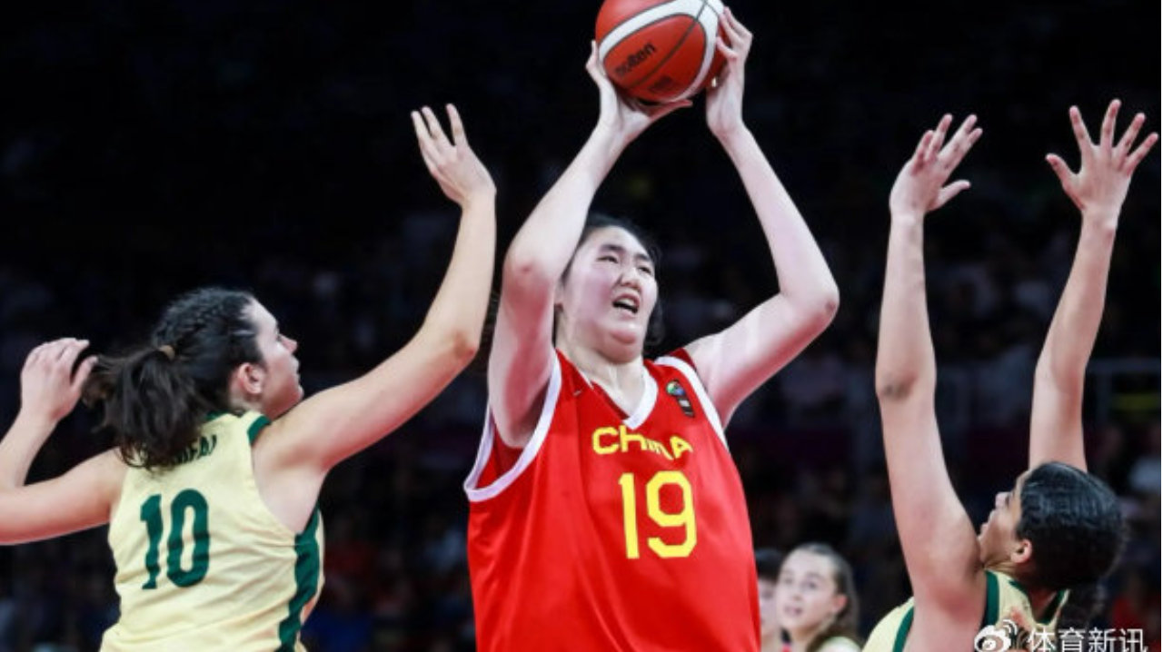 张子宇加盟山东女篮，天赋绽放与成长之路