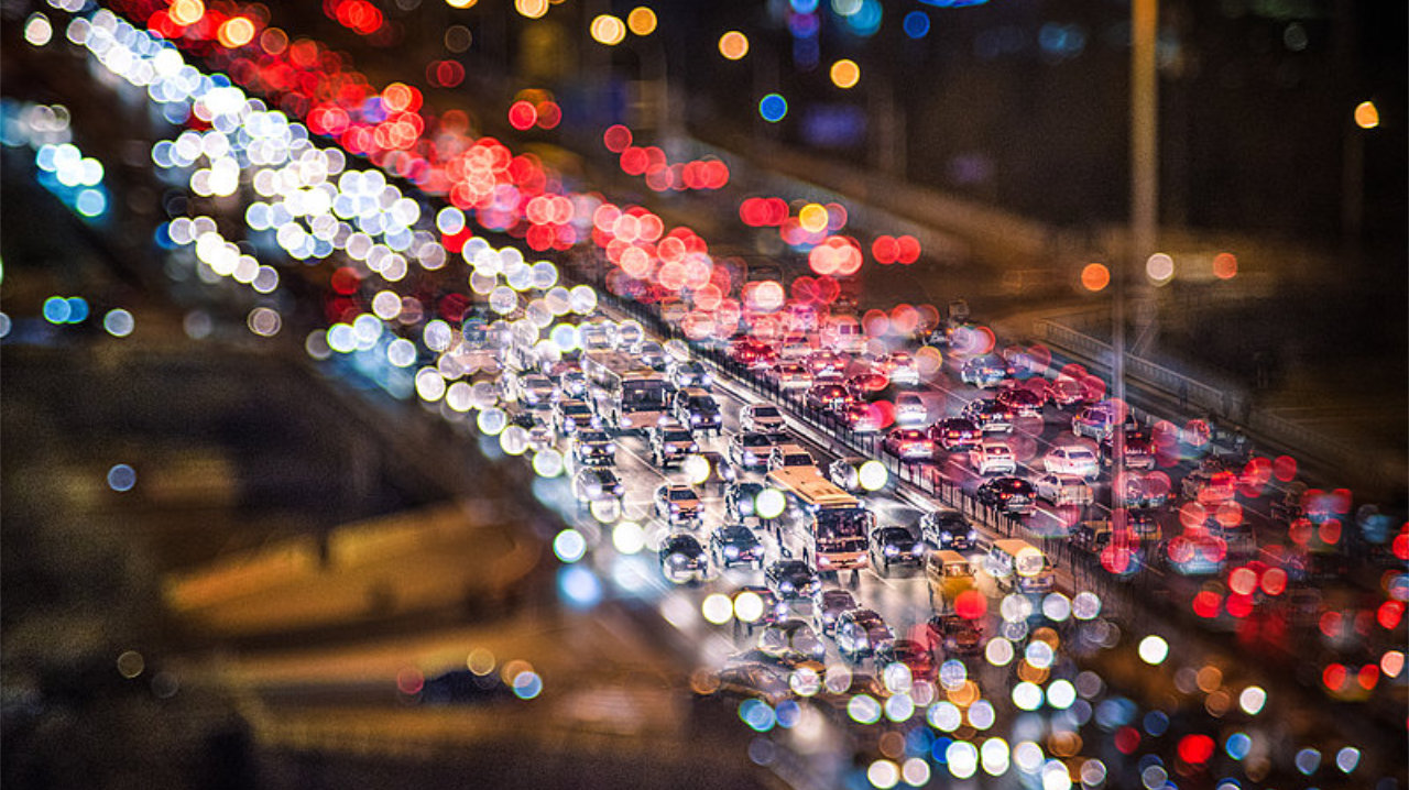 上市车企当在复杂环境中坚守市场规律！寰球汽车年度盛典圆满落幕