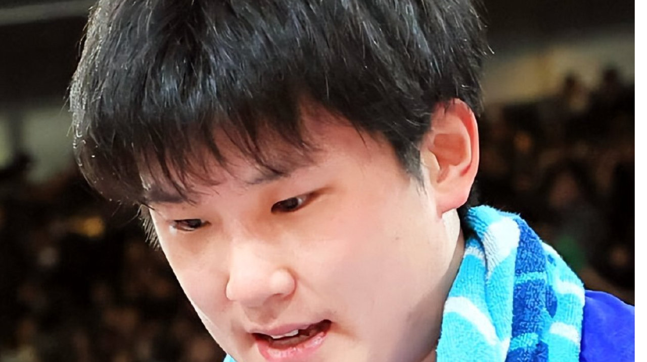 张本智和不满屈辱一败：关键时刻我不该慌乱！日媒展望世乒赛扫阴霾