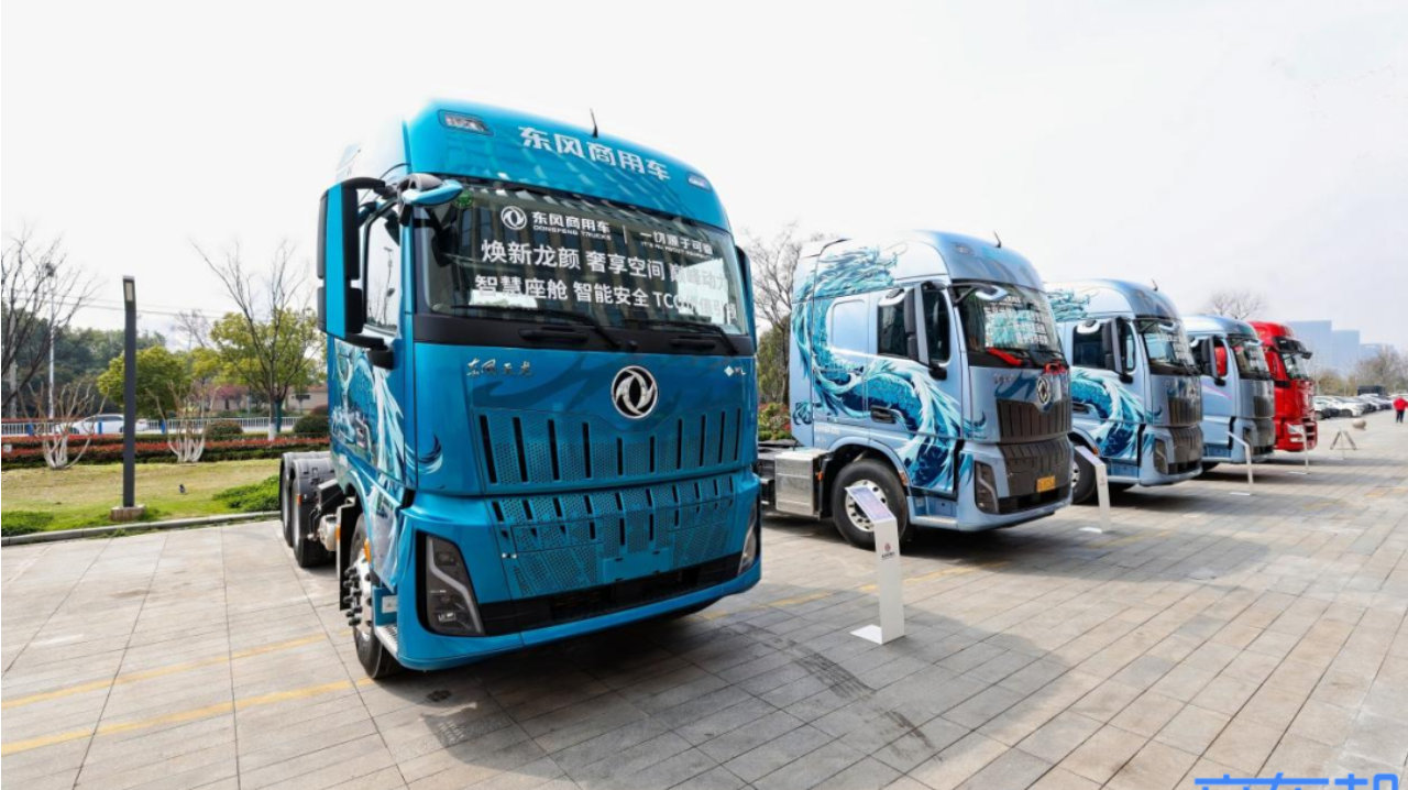 从客户中来，到客户中去：东风龙擎这场体验日为何能真正打动卡友？