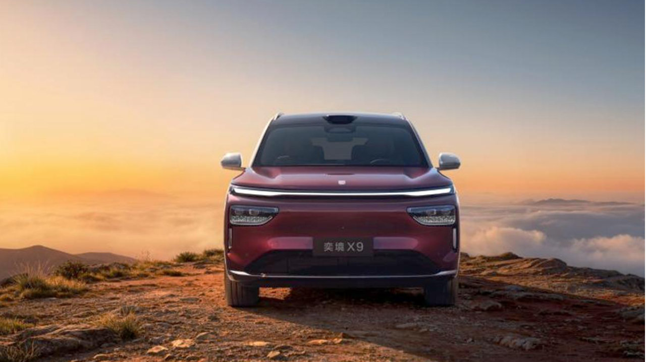 国产又一全新品牌，首款新车亮相，大6座SUV，新车标，车长5301mm