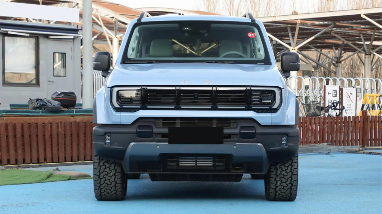 新能源硬派SUV，BJ40新车型上市，换装大电池，纯电续航201/252km