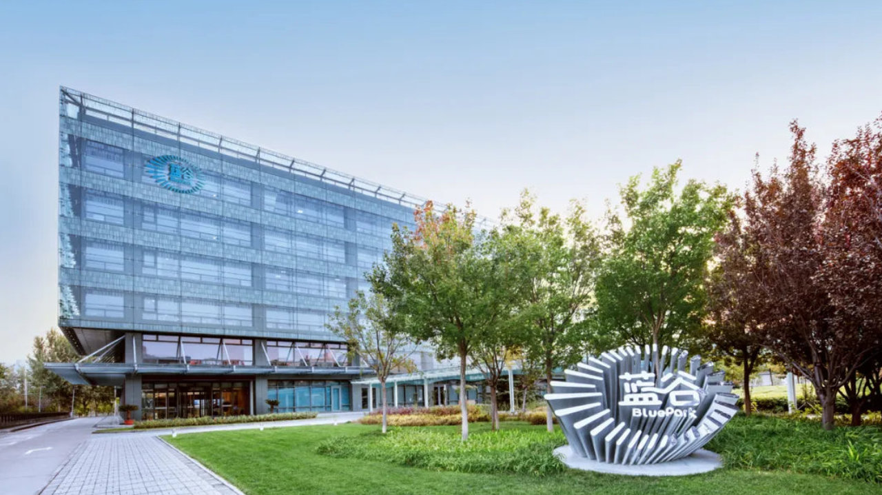 在价格战与车海战之外：北汽新能源寻找穿越淘汰赛的体系答案