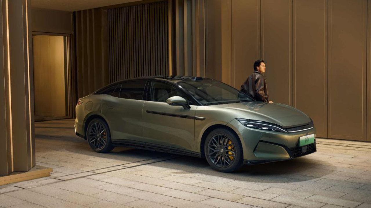 比亚迪汉L新车色+智能OTA双buff加持，19.48万起解锁全维旗舰体验