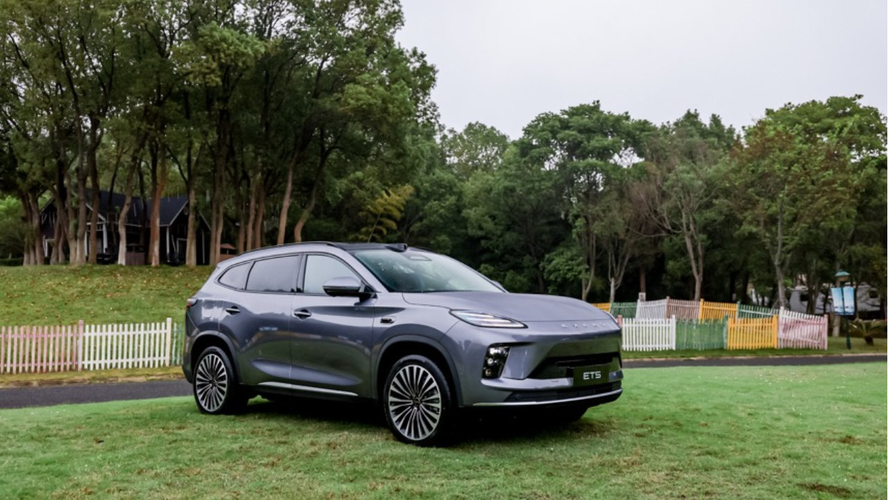 星途ET5搭载猎鹰700，驭见有温度的智驾未来