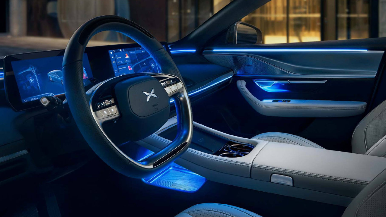 宝马3系与小鹏P7如何选？