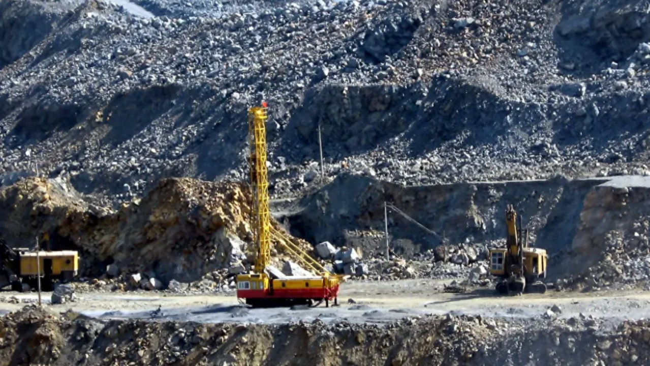 磷酸铁锂电池原材料暴涨，倒逼新能源汽车即将迎来涨价潮