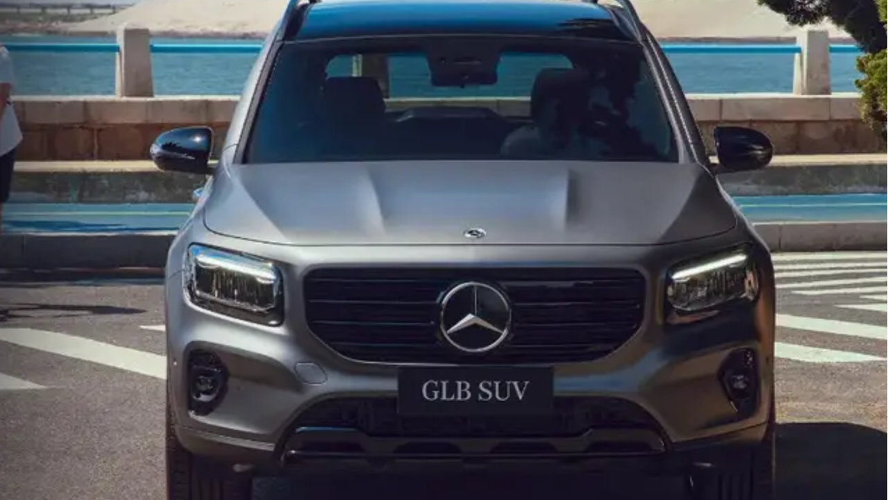 20多万买奔驰7座！1.3T的GLB真能应付全家出行？