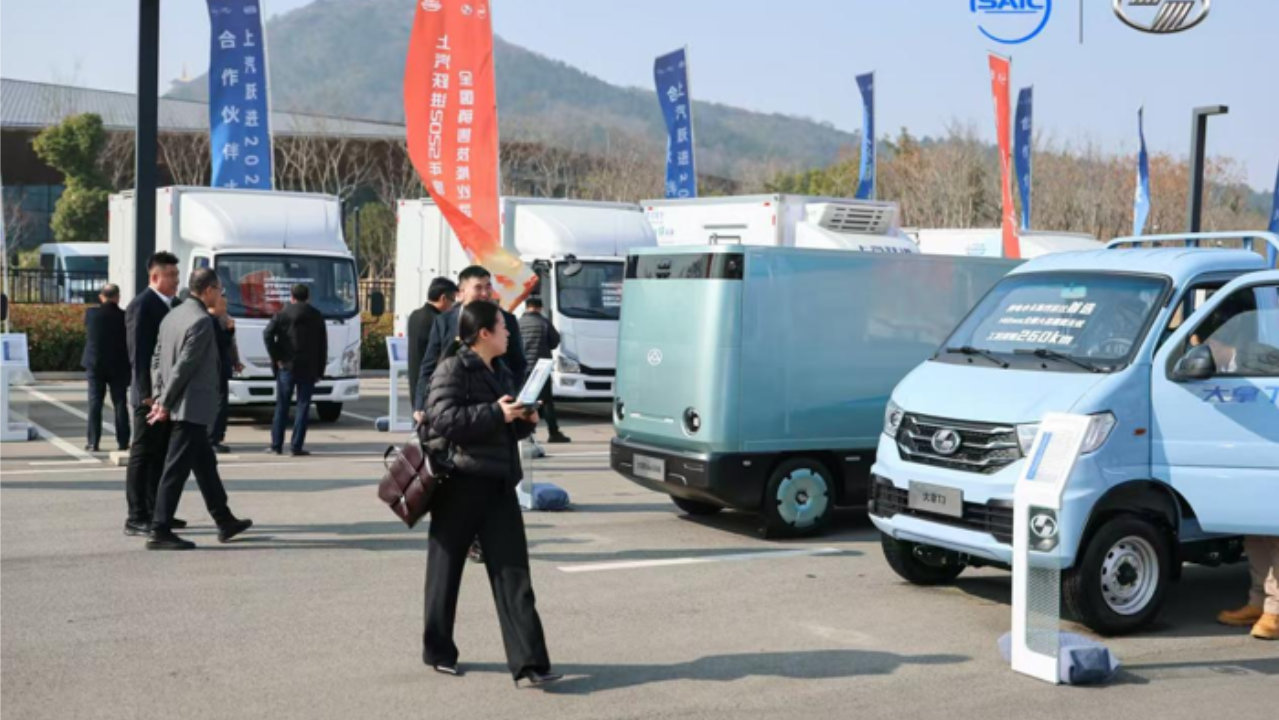 逆袭2025，2026剑指5.6万辆！上汽跃进如何打赢轻卡“翻身仗”？