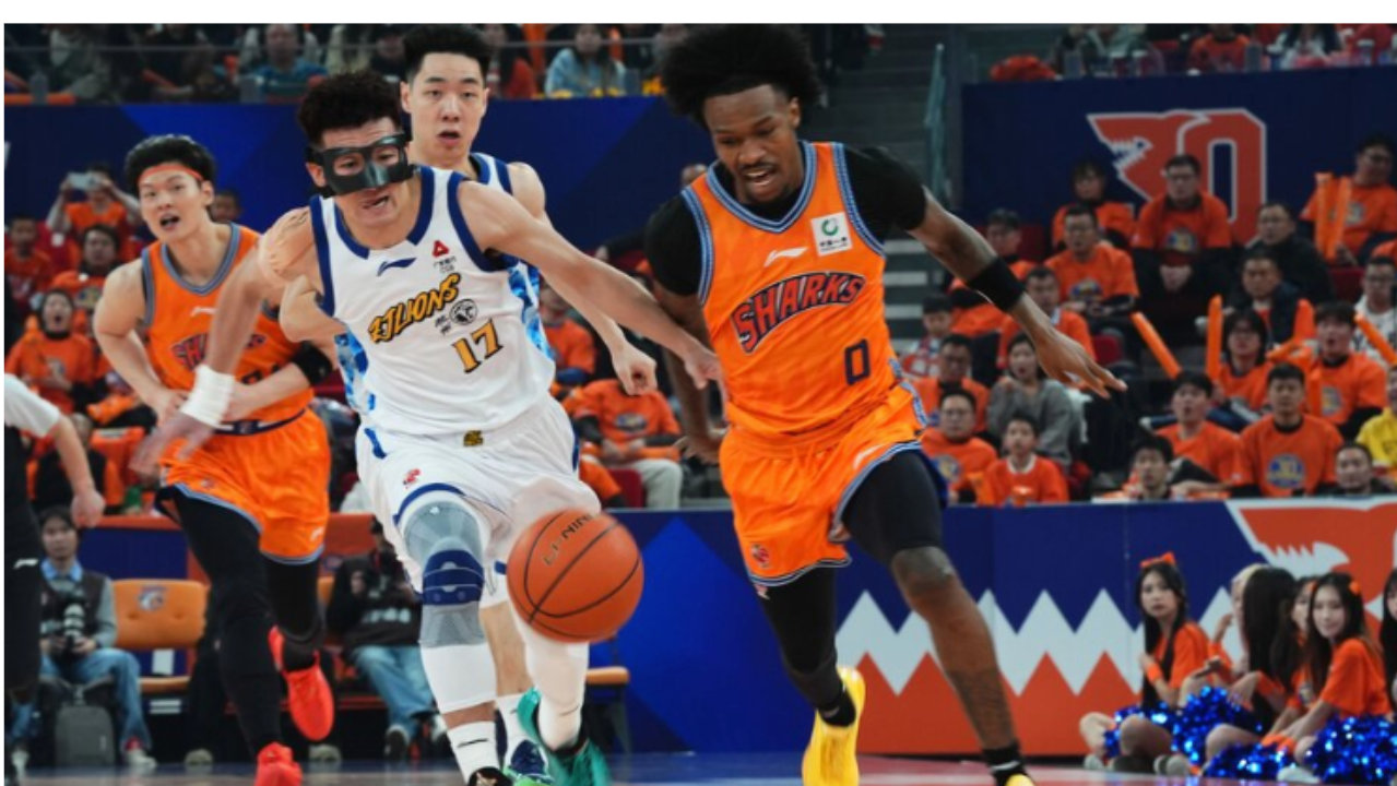 最佳防守球员正负值最低，球迷：终于知道郭士强为啥看不上他了