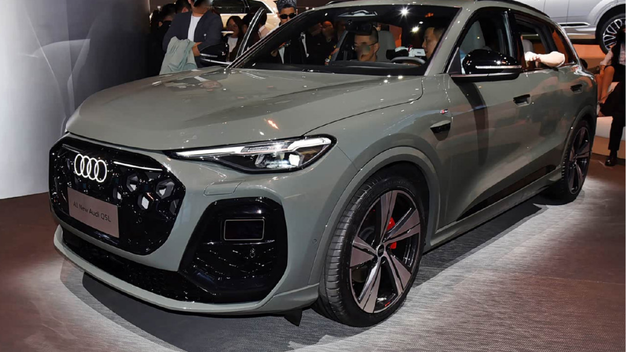 官降到底！奥迪Q5L起步价30.98万，266颗LED灯珠+副驾屏，GLC看懵