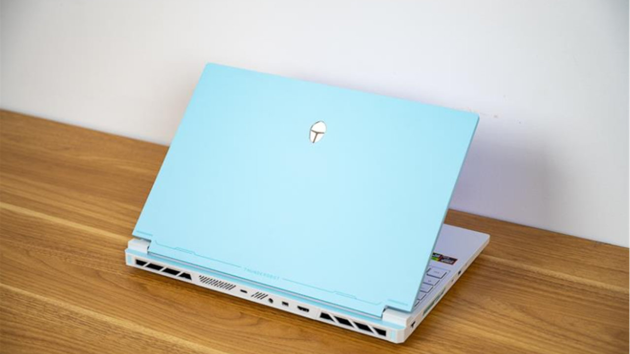 雷神猎刃S Ultra测评：RTX5070Ti搭配长江存储PC411，旗舰性能战未来