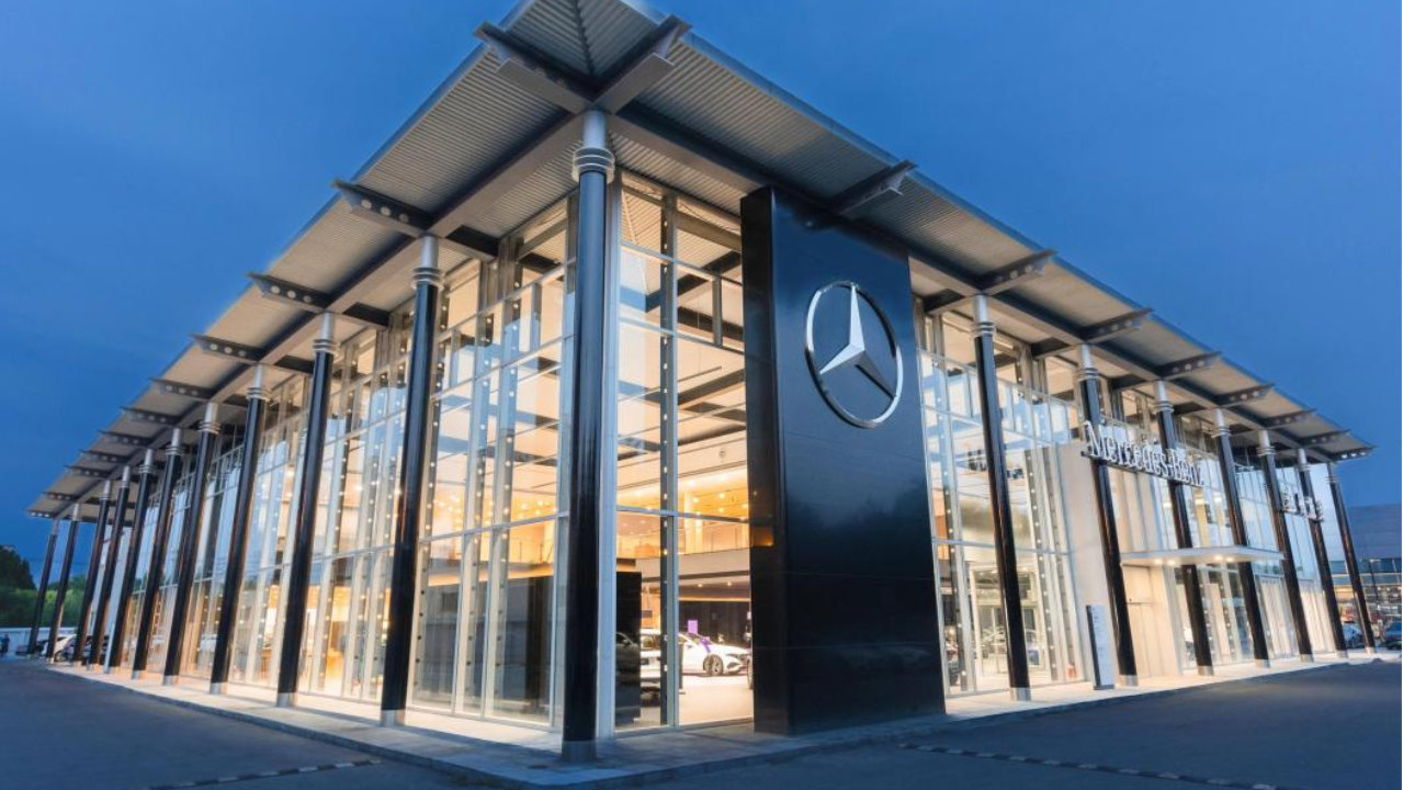 奔驰官降，能否为经销商兜底？