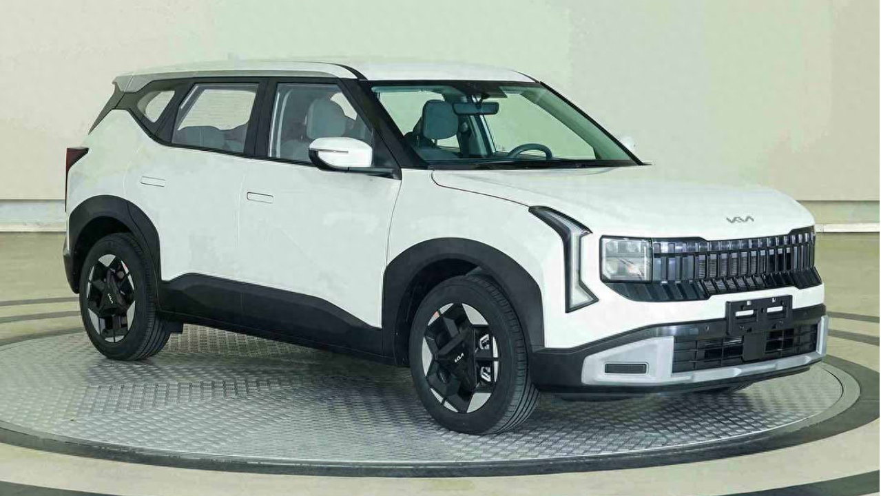 国产起亚新款SUV曝光，外观很方正硬朗，车长4460mm，两种动力