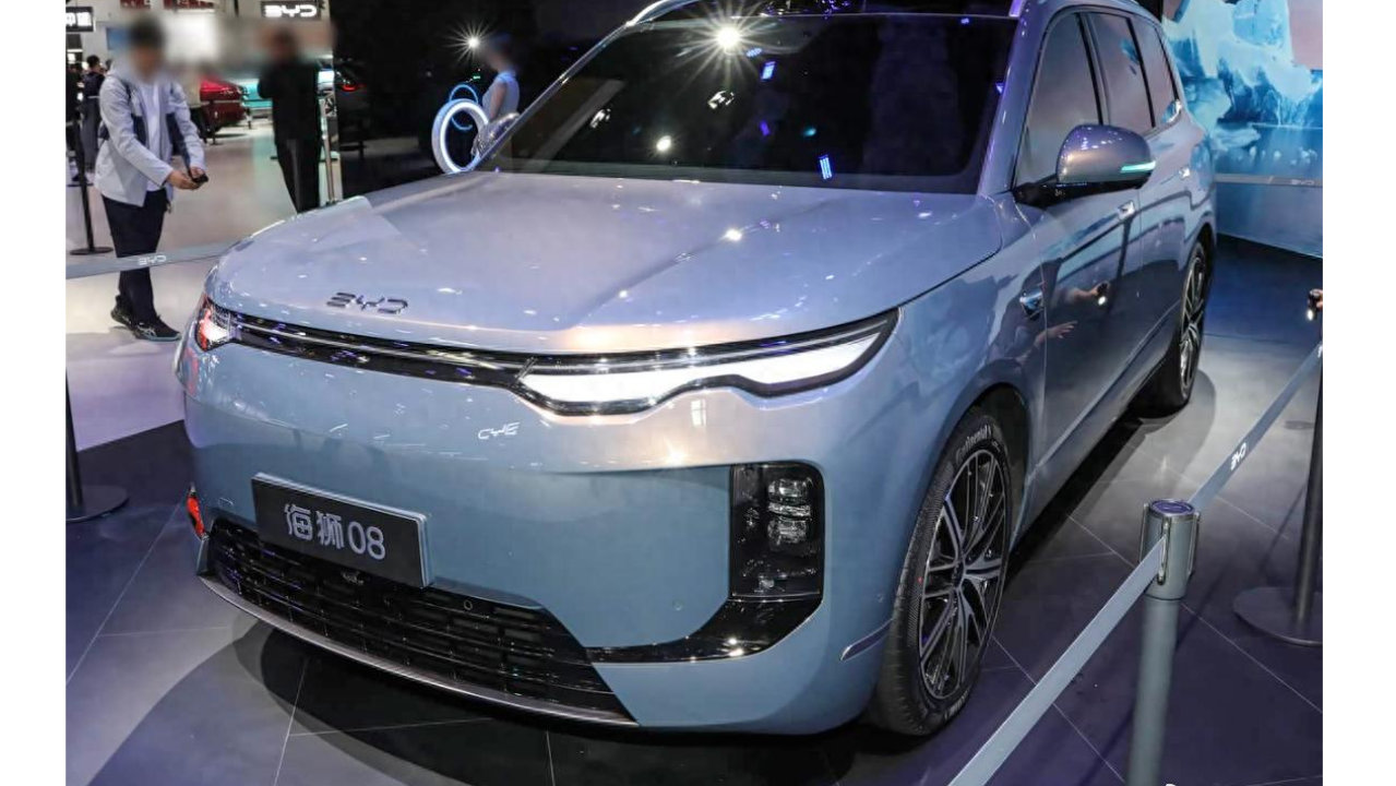 比亚迪又一旗舰SUV！海狮08要来了，车长超5米1，纯电续航达900km