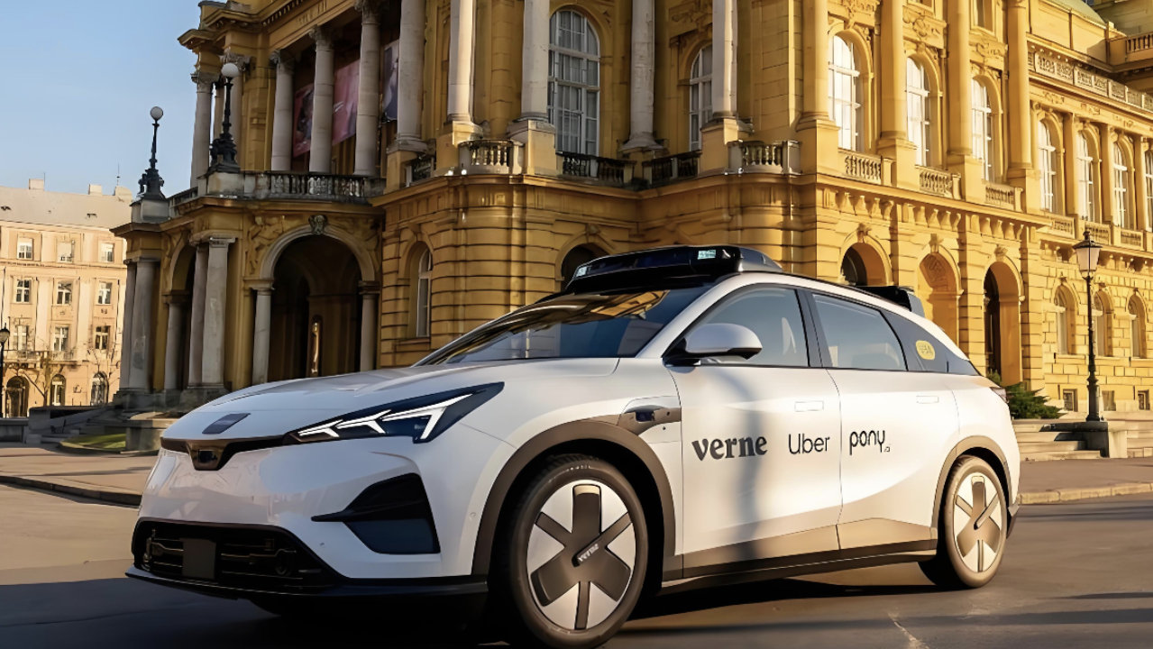 Robotaxi“千辆级”混战后，行业迎来三大新变化