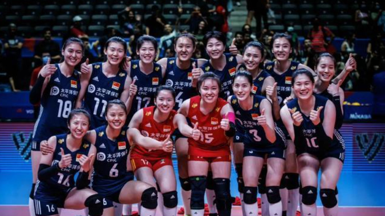 中国女排洛杉矶周期困局：无核、短板多，从巅峰到重建需迈几道坎？