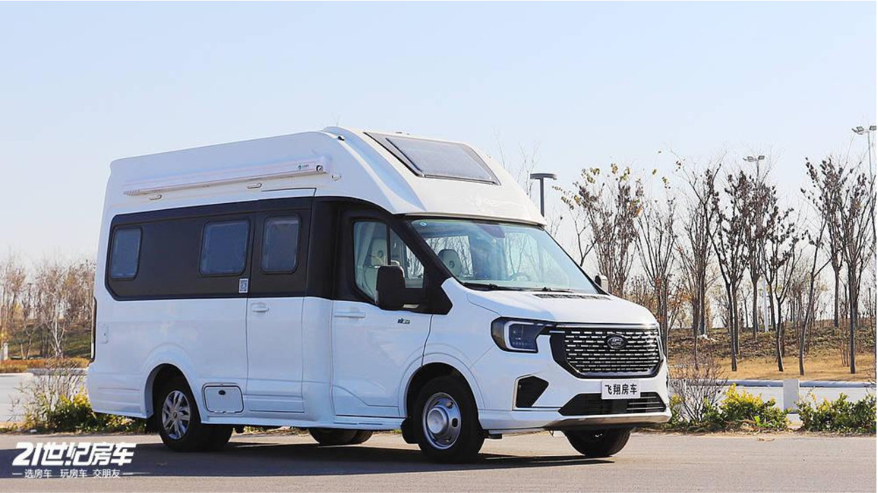 4-6人同游，一车搞定吃住行！飞翔T8铁C房车