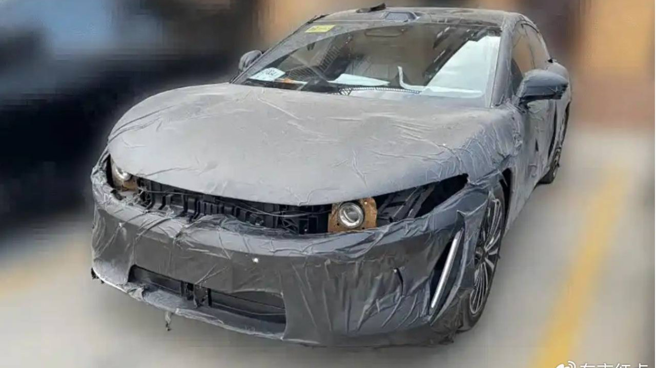 比亚迪双旗舰谍照来了！大汉/大唐，更大、更强