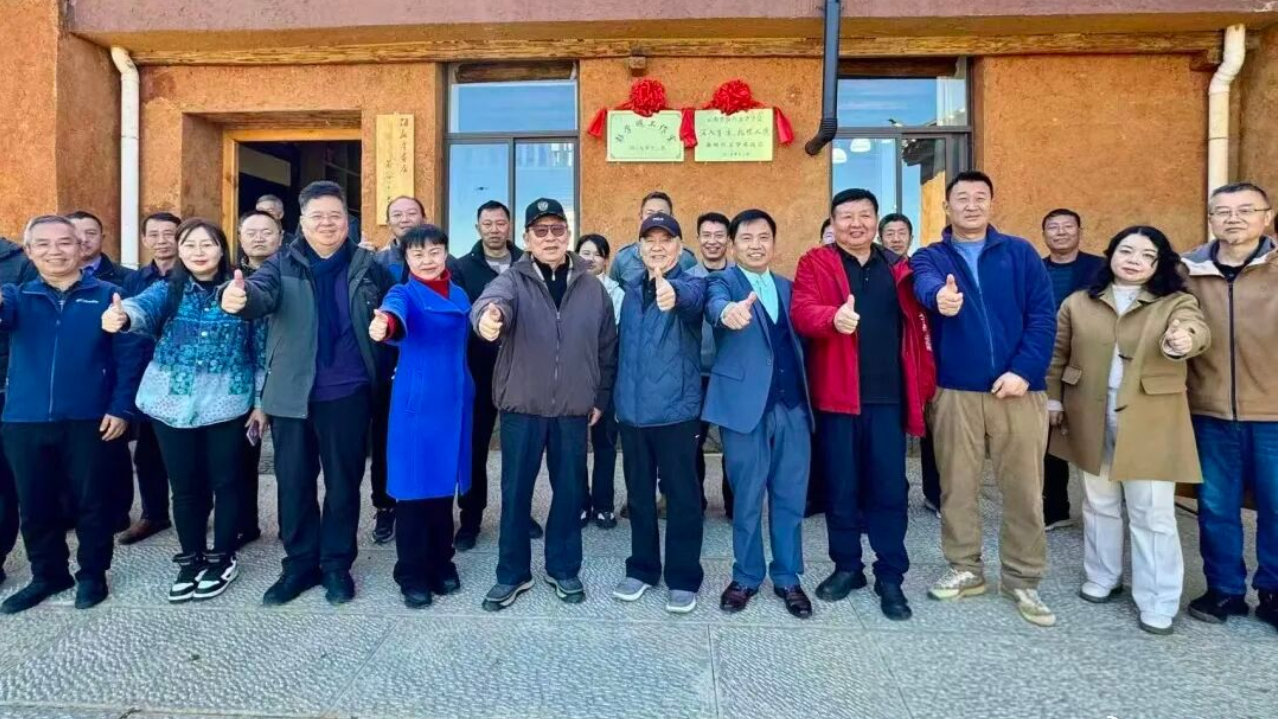 驻进曲靖：作家彭学明与云南的乡土之约