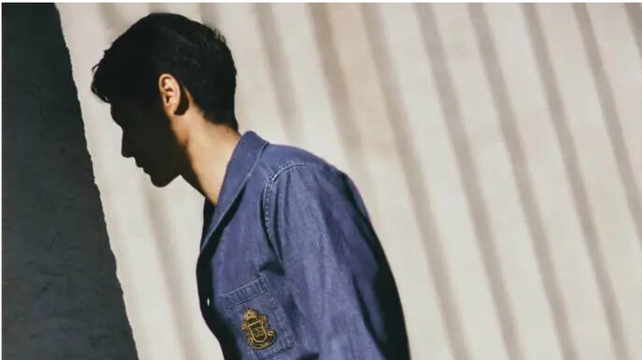 高圆圆 ：酒红轻纱焊住优雅锋芒，CHAUMET 蜜语里的熟女质感