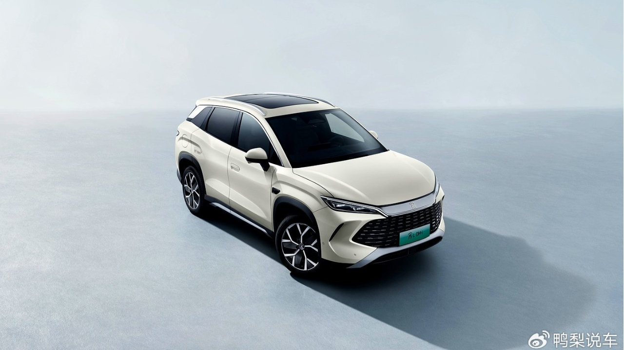 预算15万，建议买中型SUV，这两款舒适安全，家用自驾游都行