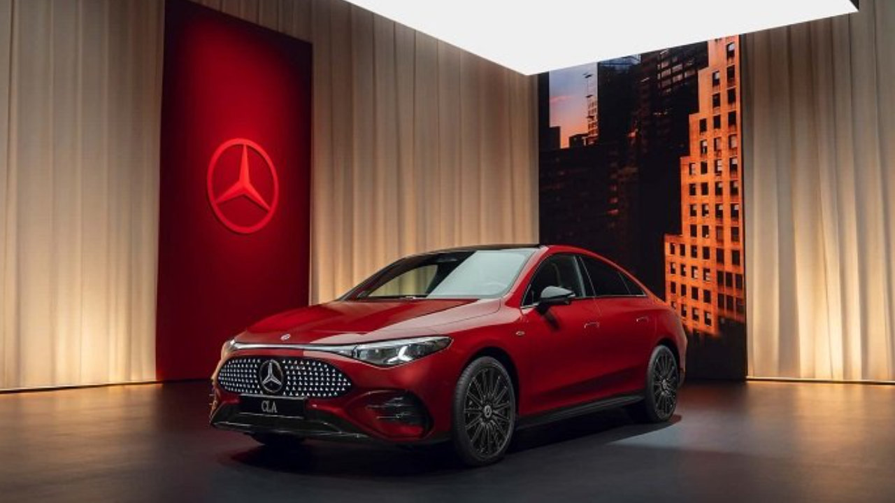 燃油版和纯电版几乎一模一样！奔驰CLA-L是油改电吗？