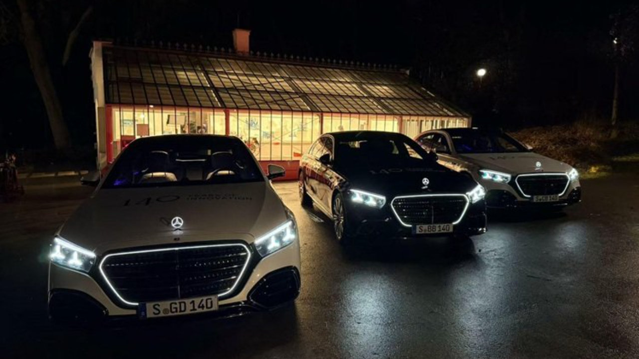 新一代奔驰S级出现在上海街头！整体气场提升明显