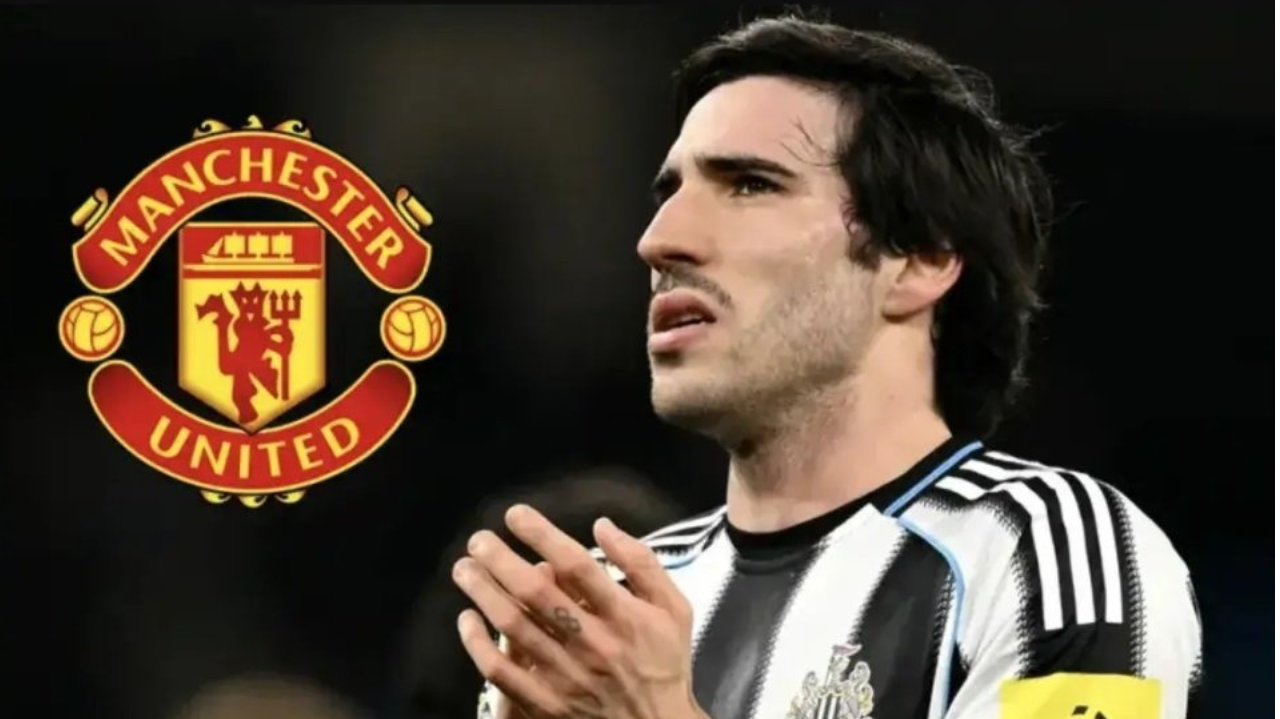 1亿英镑！曼联求购胖虎接班人被索高价 还面临枪手曼城竞争