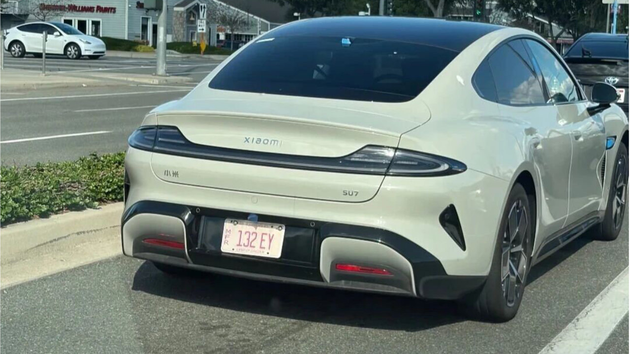 YU7美国加州跑，雷军回应是否进入美国市场