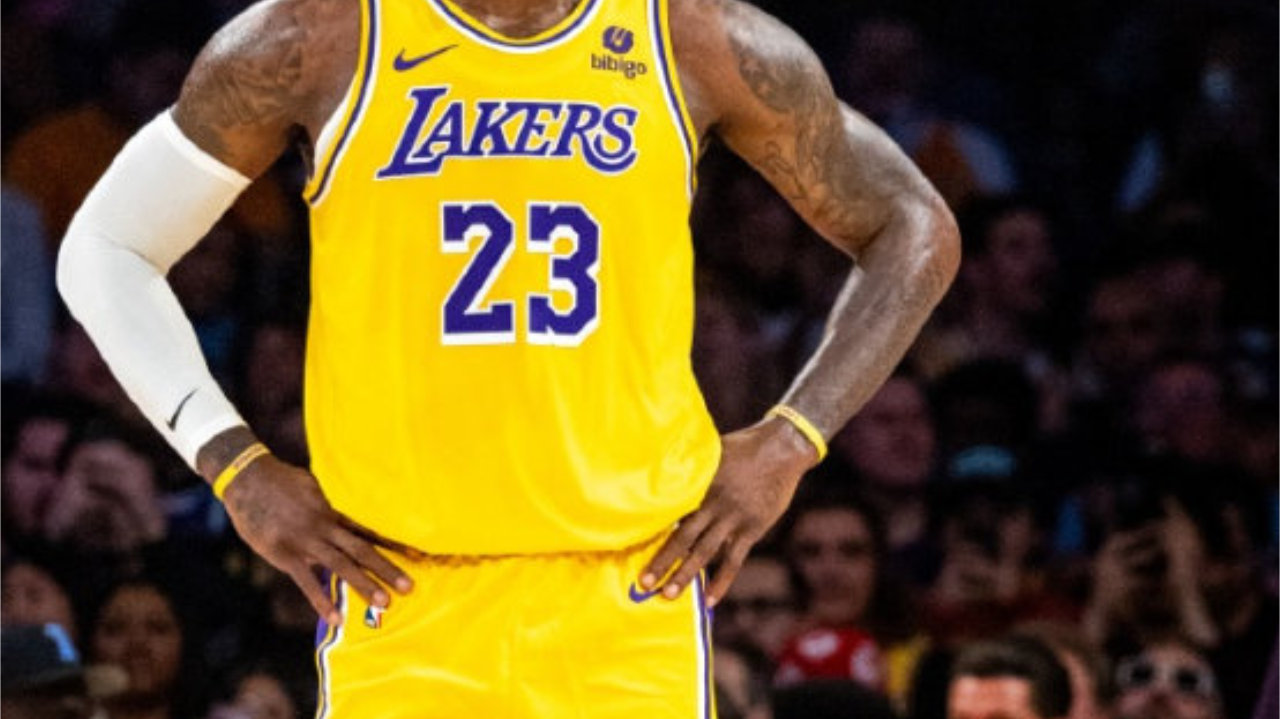 奥尼尔在高中时期一点都不胖，之后越胖越有统治力