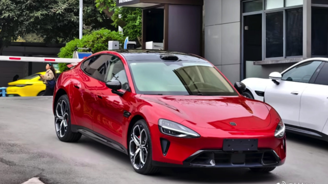 小米汽车续保大降价？“法巴天星”曝光，雷军对车险行业动手了！