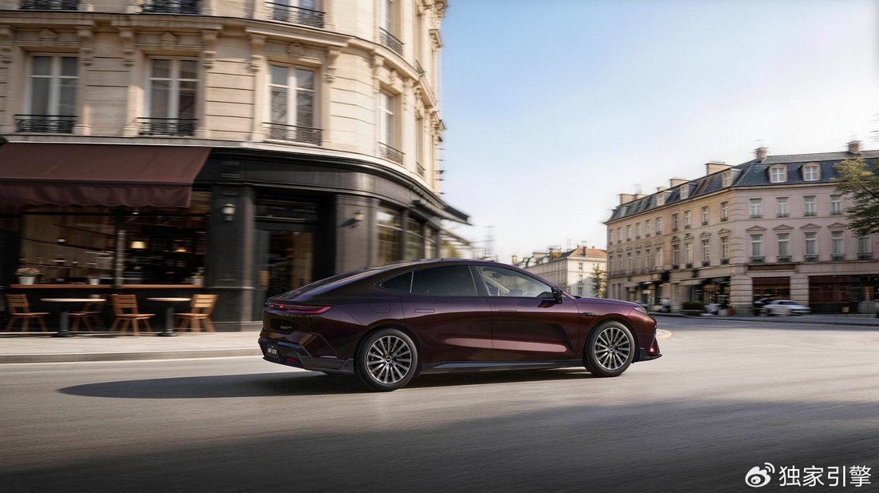 超长续航+高阶智驾！吉利银河星耀8远航家系列，颠覆固有印象