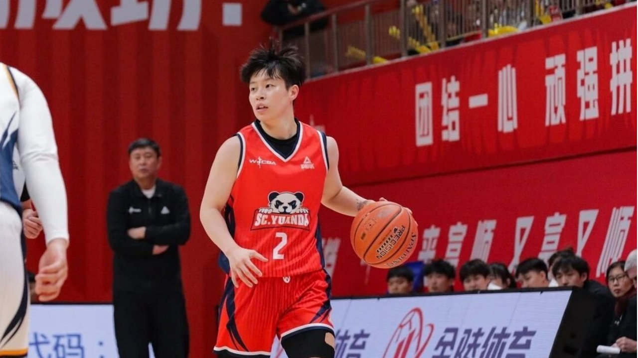 砍17分9助攻！中国女篮25岁后卫复苏再冲冠：宫鲁鸣召回她？