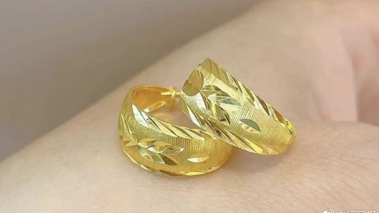 济南黄金回收选店公式:3绿核验 + 6红预警,新手卖金不被套路 济南黄金回收选店公式:3绿核验 + 6红预警,新手卖金不被套路