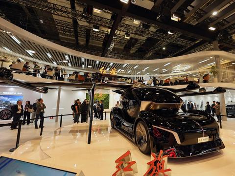 外媒：上海车展凸显汽车业迎来转折点