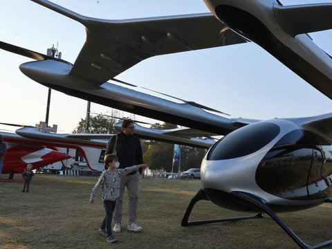 美记者在华体验“不可思议的未来感”