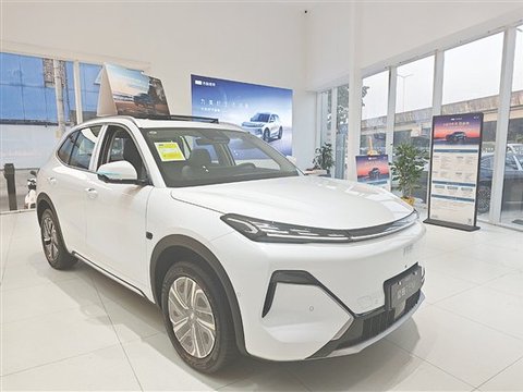 2026款吉利银河星舰7 EM-i上市