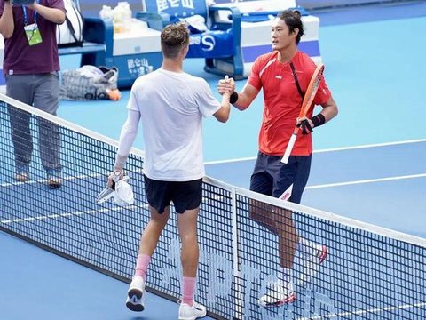 张之臻0-2不敌阿特玛纳，止步中网首轮！