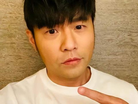 周杰伦辟谣私生子传闻，律师说爆料不提名也能告侵权，狗仔怕了吧