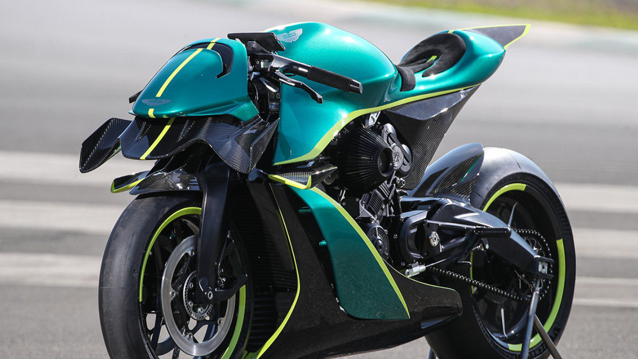 仅需228万带回家，阿斯顿马丁AMB 001 pro