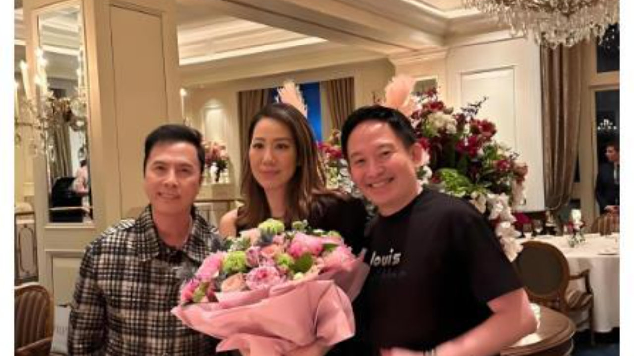 62岁甄子丹为68岁岳母庆生！汪诗诗家族三代冻龄同框，他比岳母还显老