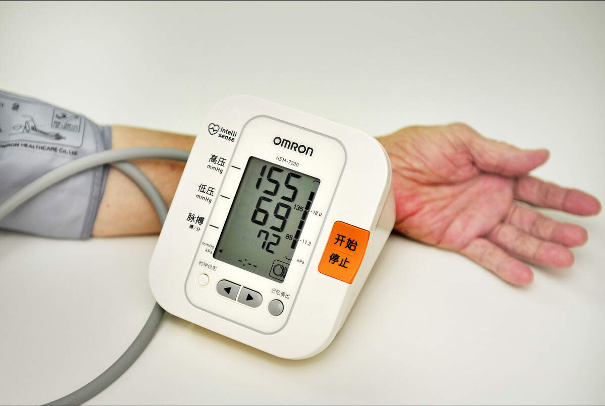 世界高血压日：不同年龄段血压标准不尽相同 - 中国食品网络电视台