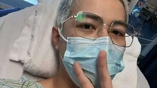 陈学冬消失2年首晒照！头发花白面容憔悴，车祸后遗症如此严重？