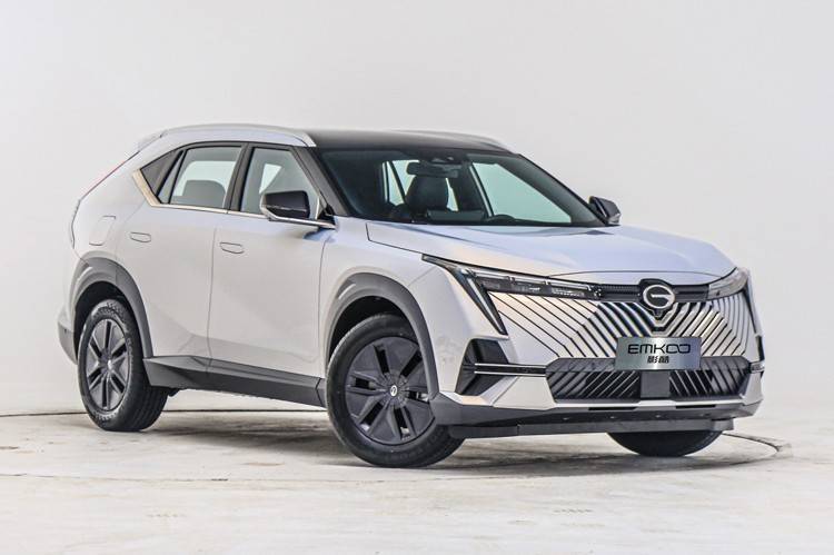 别的不说,这几款车的造型是男性玩家最爱!休闲区蓝鸢梦想 - Www.slyday.coM 别的不说,这几款车的造型是男性玩家最爱!休闲区蓝鸢梦想 - Www.slyday.coM