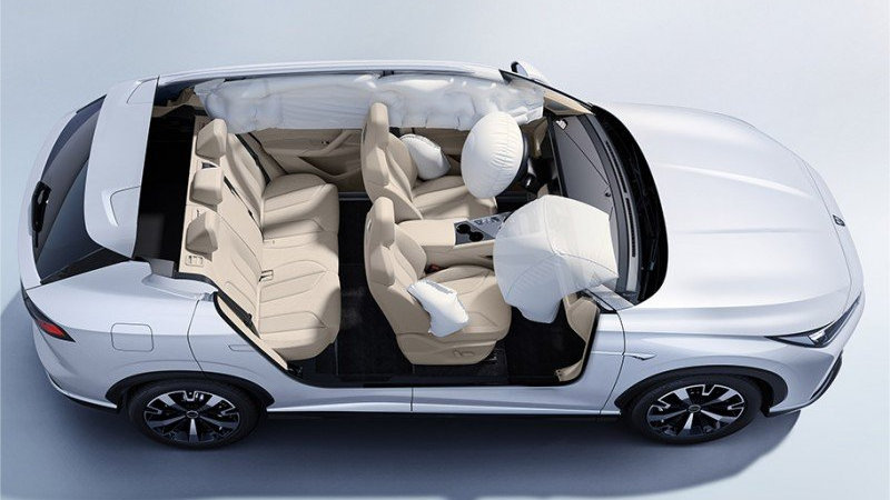 一箱油上海到成都？10万拿下混动SUV荣威D5X DMH！