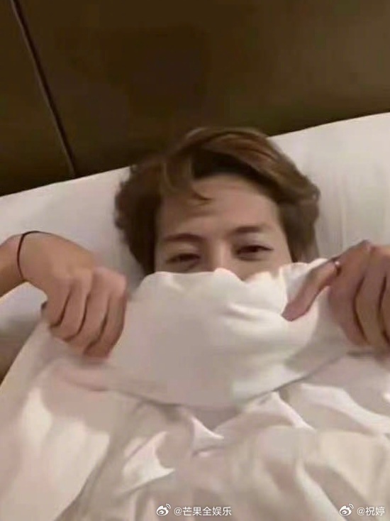 王嘉尔发布中文新歌《Deadend（活该）》，氛围感拉满