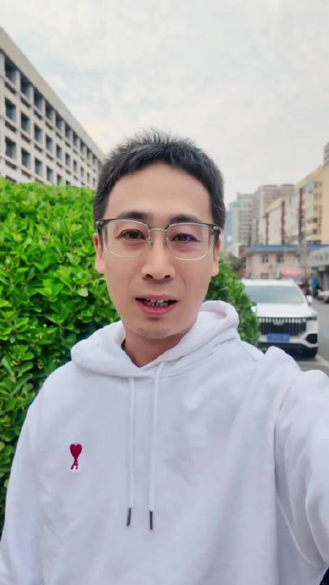 用奔驰S跑网约车，老板包车三天，来北京看张杰演唱会！