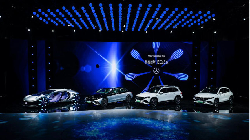 梅赛德斯-EQ之夜：三款重磅新车首发全面开启品牌电动化攻势